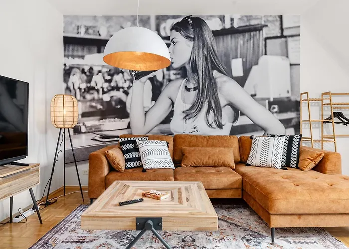 Maracoon - Messe I Great Location